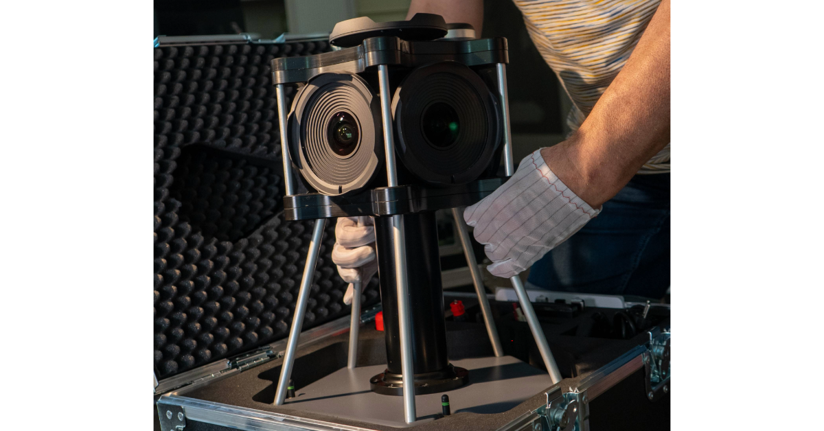 Imajing Customer Story-11-Handheld.png